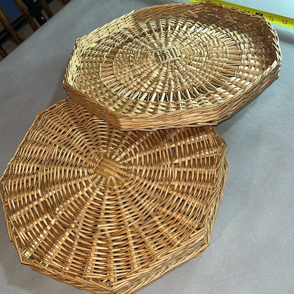 Octagon Woven Basket with Lid NWOT - Picture 4 of 4